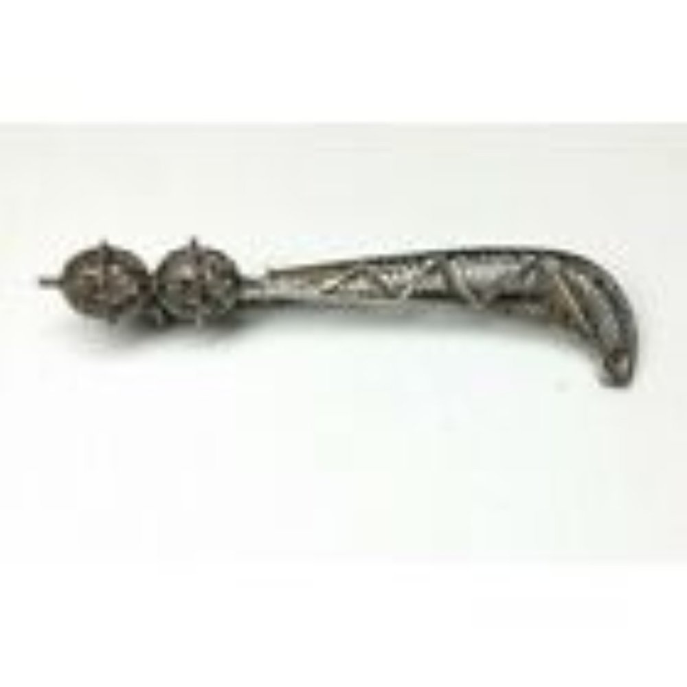 VINTAGE MIDDLE EASTERN SILVER FILIGREE SWORD PIN